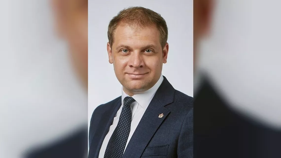 Начальником департамента информационной политики администрации Томской области назначен Денис Арапов