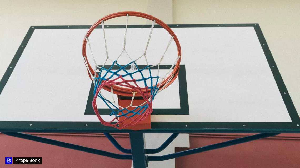 Законность приема на работу сотрудников поручено проверить во всех томских школах