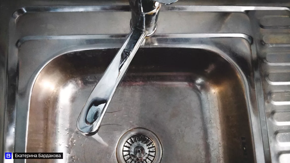 В питьевой воде в поселке Малиновка нашли бактерии, которые могут привести к развитию инфекционных заболеваний