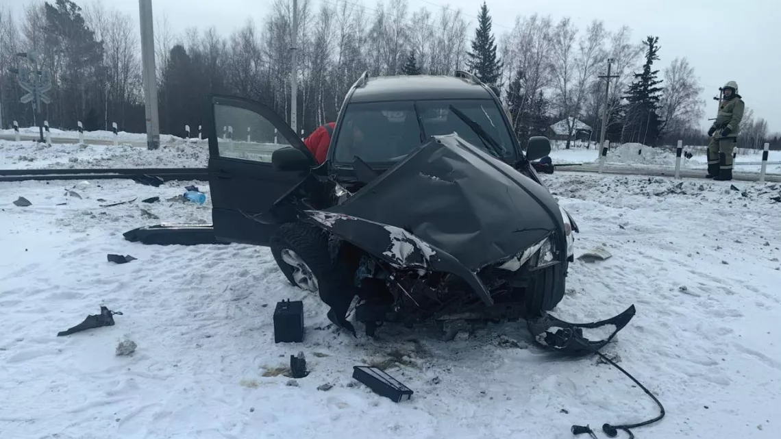 Женщина попала в больницу после ДТП на железнодорожном переезде в Томской области