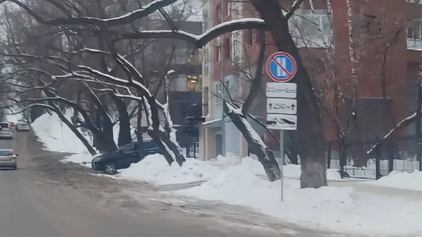 Парковку транспорта ограничили на ул. Гагарина в Томске