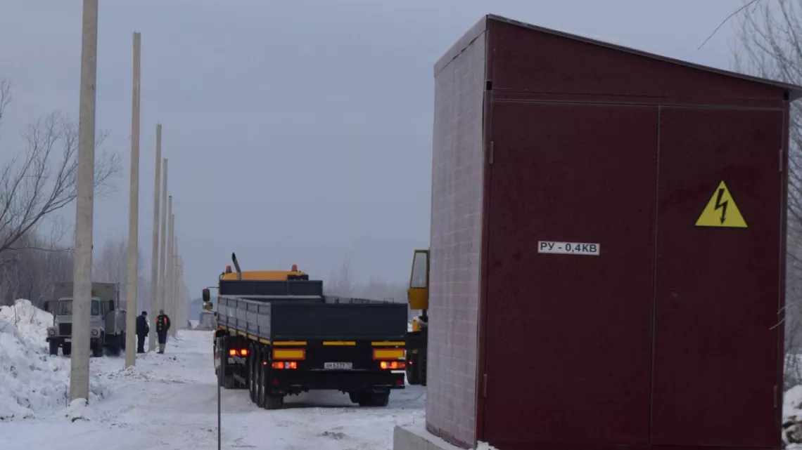 Система электроснабжения из восьми подстанций построена в томском поселке для многодетных семей