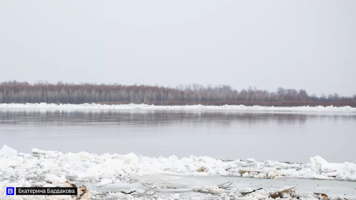 Превышение уровня воды в Оби сохраняется на трех участках в Томской области
