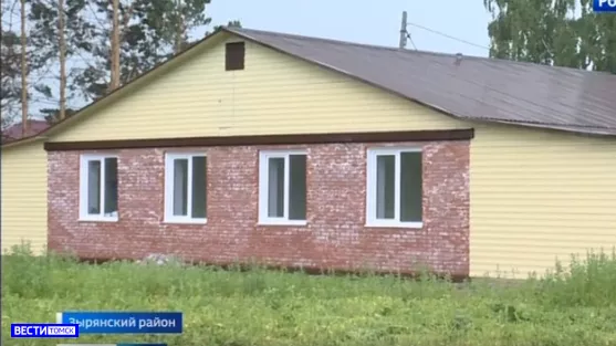 Два дома для работников бюджетной сферы сдали в Зырянском районе