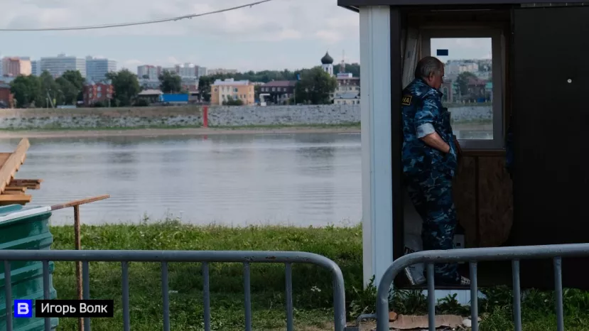 Дорогу к пляжу на Семейкином острове в Томске отсыпали асфальтовой крошкой