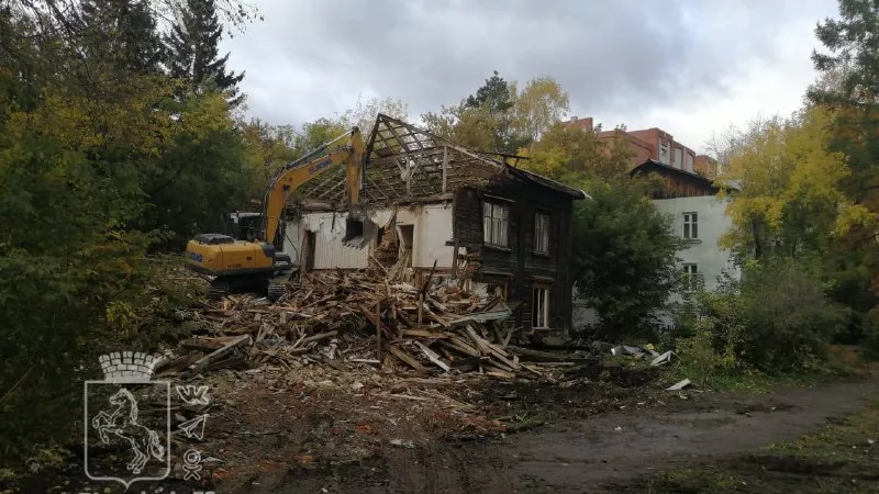 Два расселенных дома снесли в Кировском районе Томска