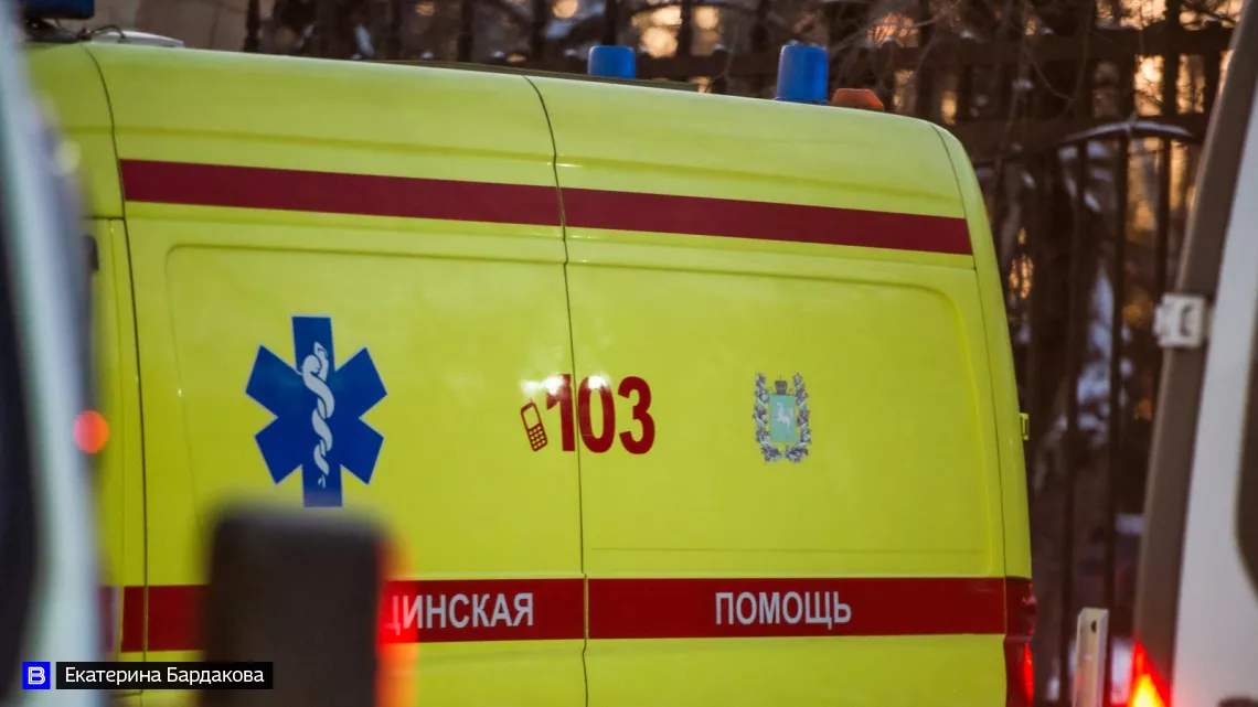 Ребенка в тяжелом состоянии госпитализировали из села в томскую больницу на самолете