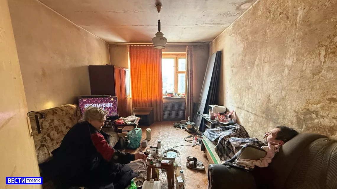 Мухи в квартире и... фекалии из окна. Жильцы дома стали заложниками соседей-алкоголиков на Большой Подгорной