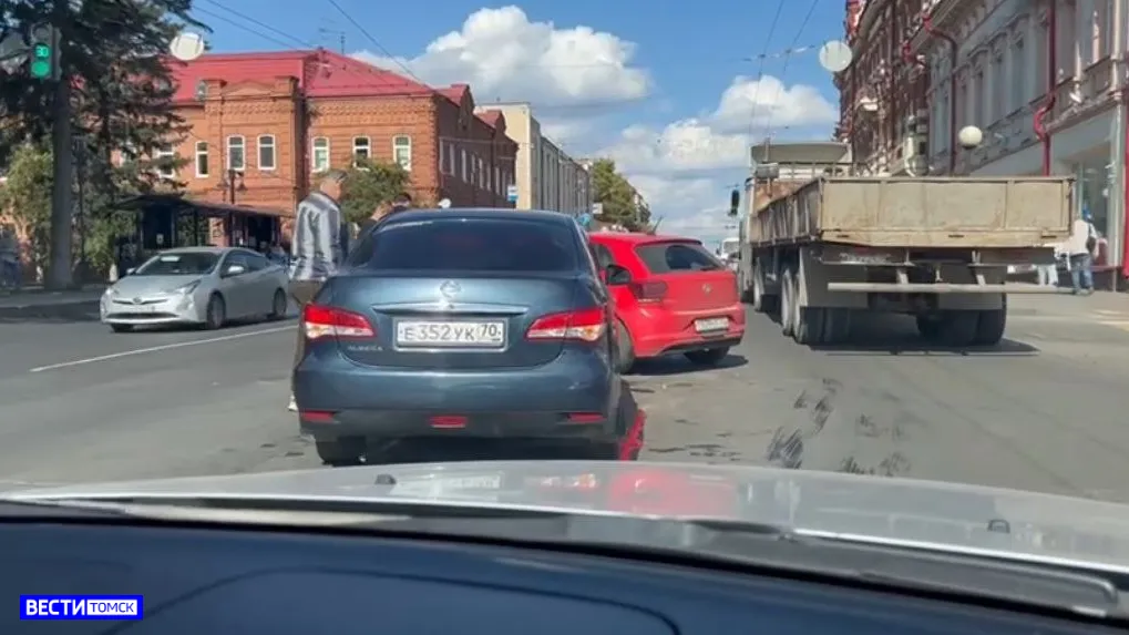 В Томске на проспекте Ленина образовалась пробка