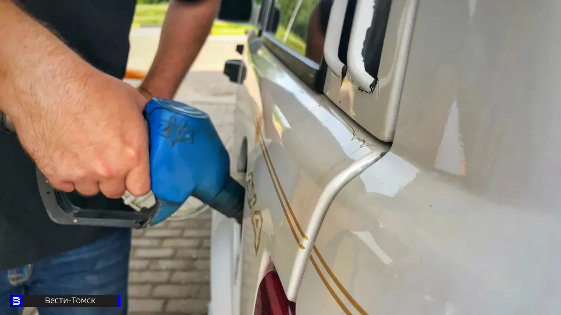 Стало известно, как ограничения на продажу бензина отразились на городских службах Томска