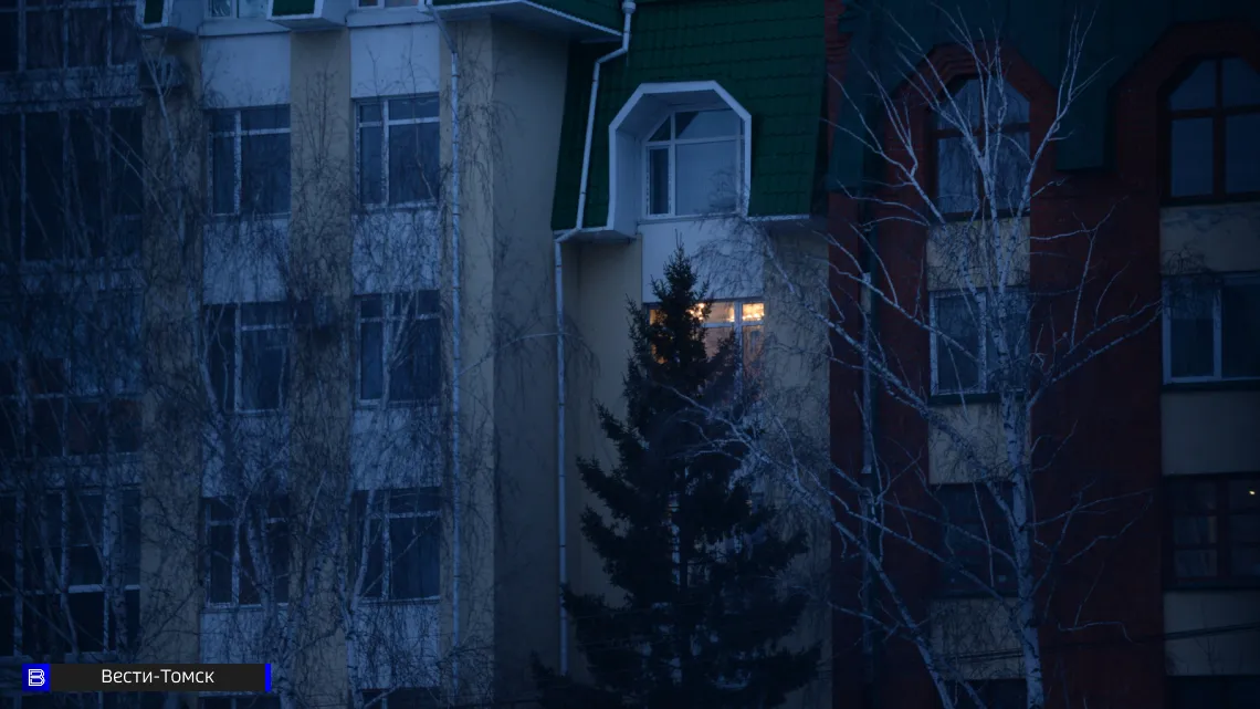 В Томске сожитель вытолкнул свою любовь из окна